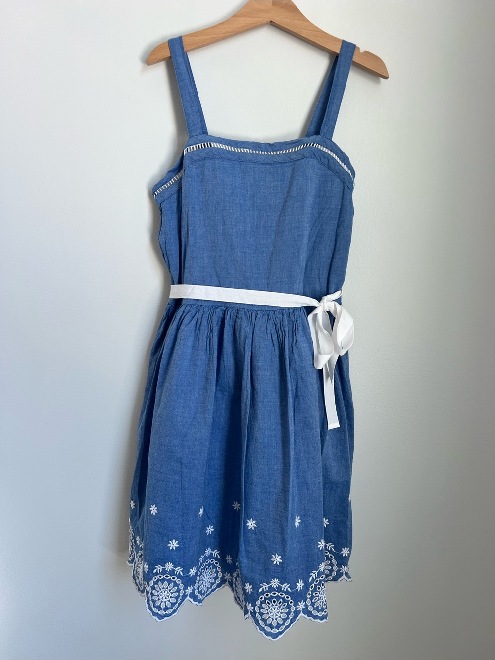 Cat & Jack | 100% Cotton Blue Sundress with White Waist Tie Size L (10-12)